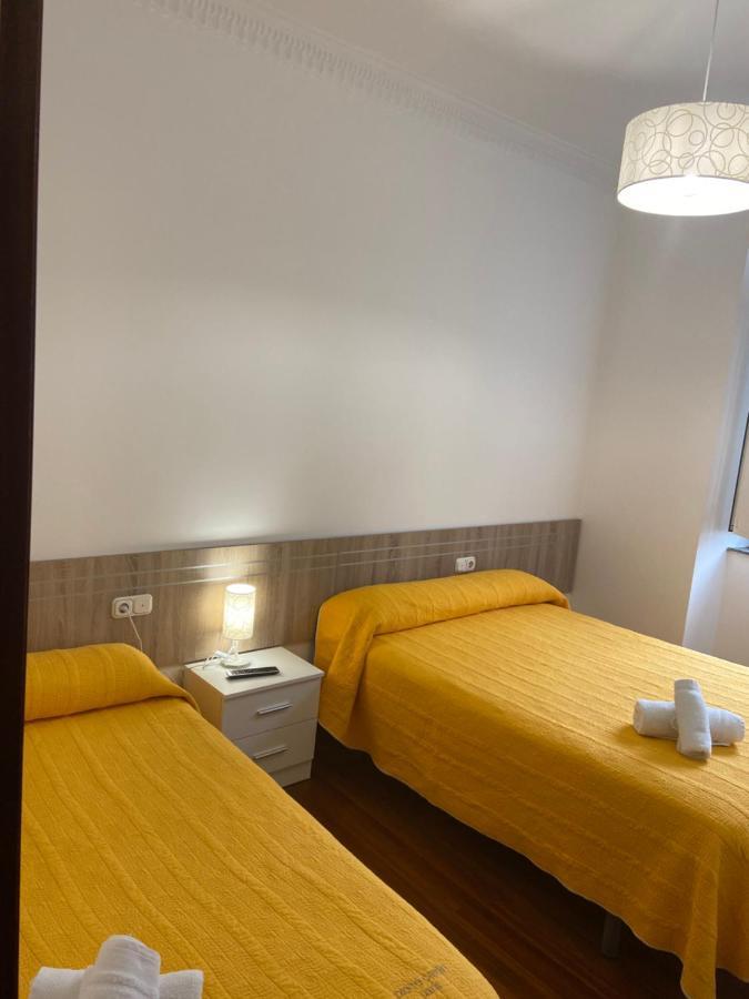 Pension Hedrass Сантьяго-де-Компостела Экстерьер фото